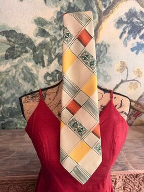 Louis Feraud Cream Yellow Orange Green Patterned Silk Tie